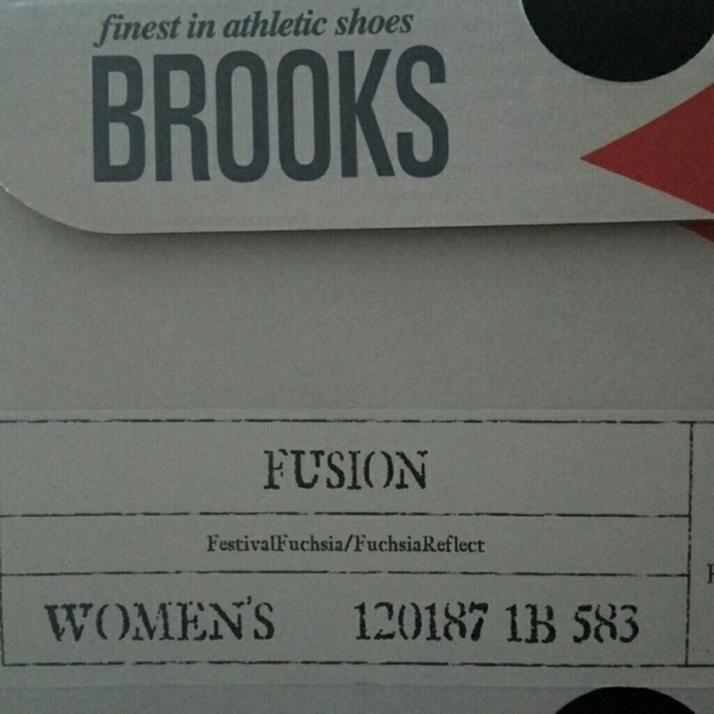 Brooks Fusion Running Shoes  Sale 🎇🎆🎇🎆 - Picture 7 of 7